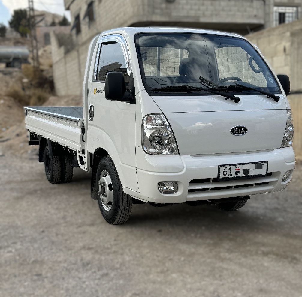 كيا K4000s 2012