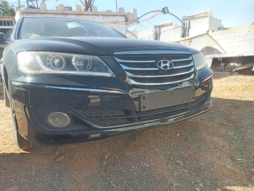 Hyundai Azera 2011