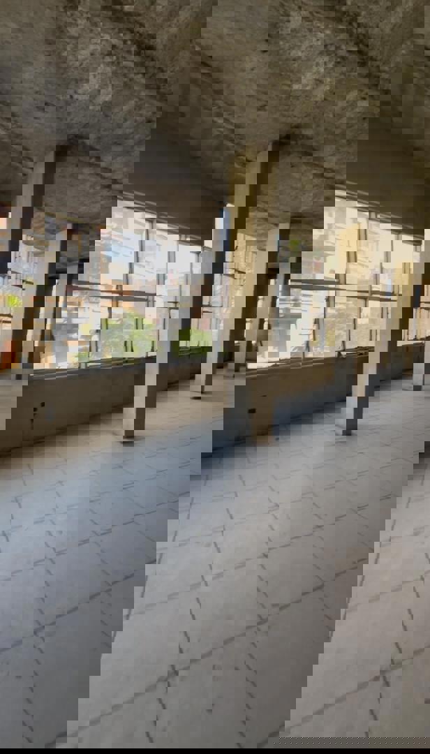 https://api.keyfinder.net/Uploads/LowResolutionPhotos/00a1efce-fe59-4eef-a9c9-3ae912fa7865_638934704153872224.jpg