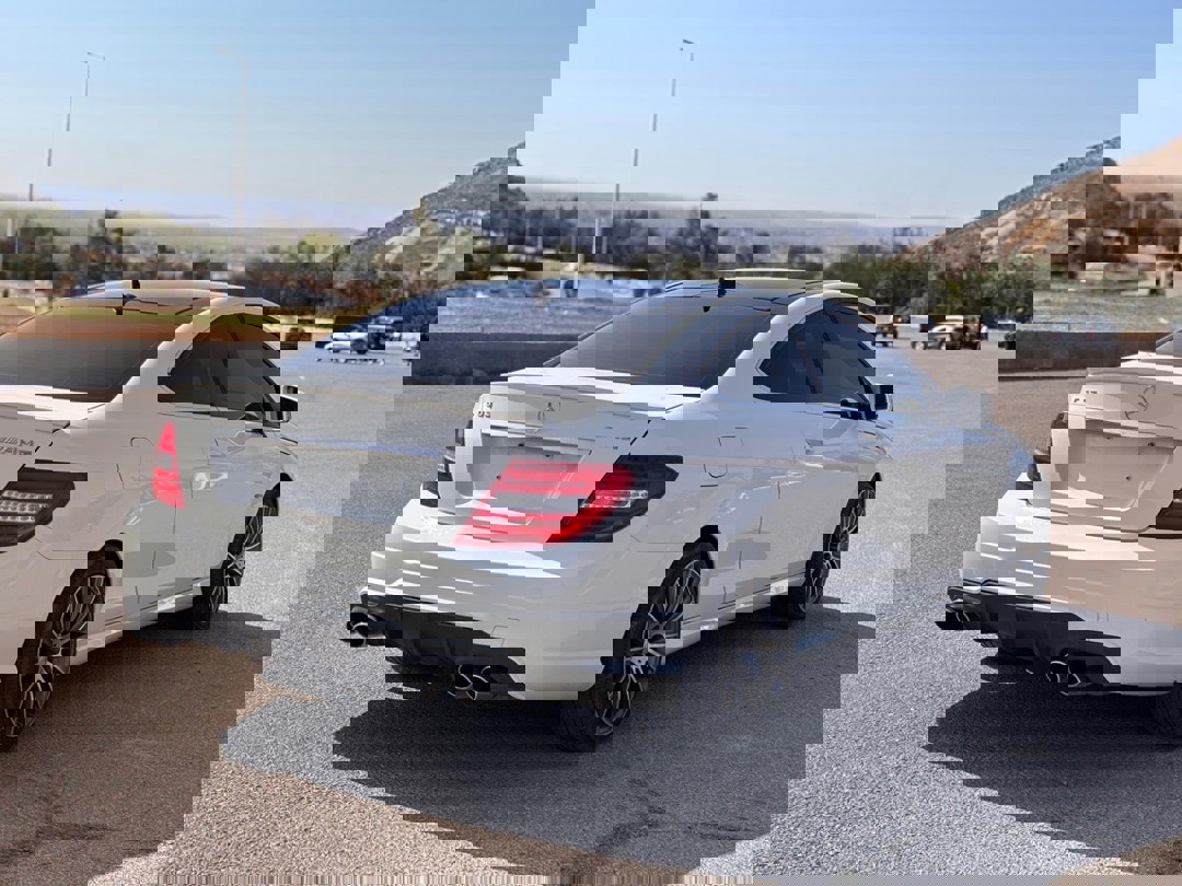 https://api.keyfinder.net/Uploads/LowResolutionPhotos/02cd3ce1-15d4-4782-bc05-7815b9f06fbe_638849843206145260.jpg