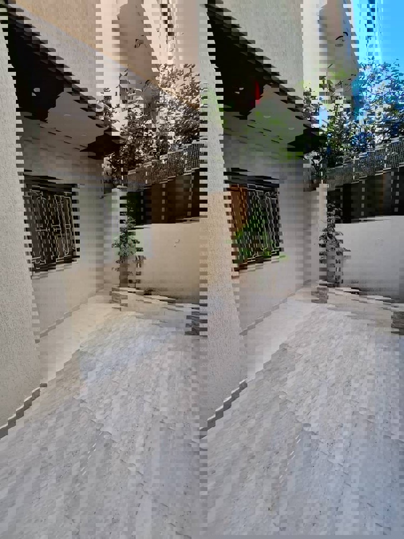 https://api.keyfinder.net/Uploads/LowResolutionPhotos/0c378059-96eb-40f6-820d-623c8edb6b93_638802443151379958.jpg