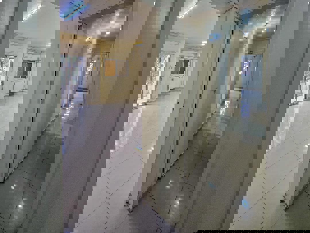 https://api.keyfinder.net/Uploads/LowResolutionPhotos/0e03a5fe-5ac2-4a09-b425-a2e01ae5f954_638896650955770195.jpg
