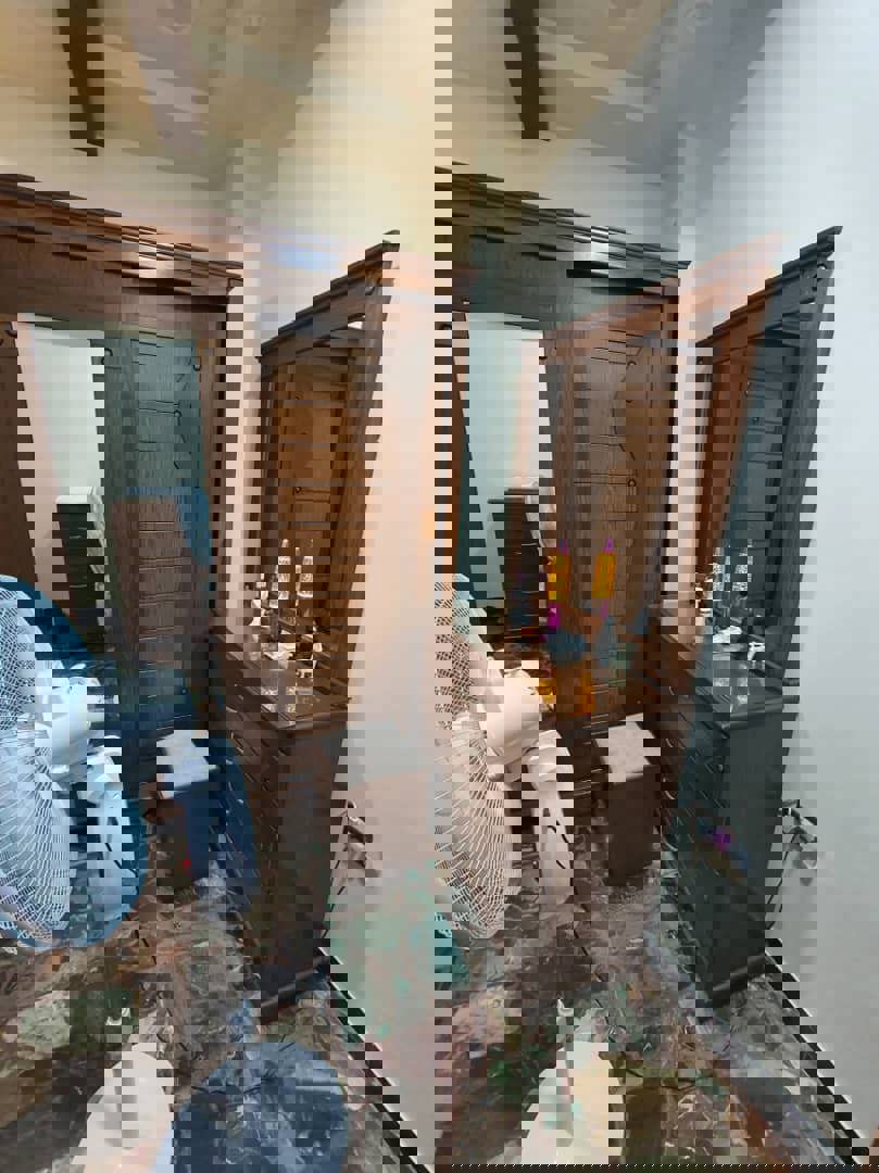 https://api.keyfinder.net/Uploads/LowResolutionPhotos/1f9fec66-db8b-4e16-8979-a2445f716a94_638940660797363741.jpg