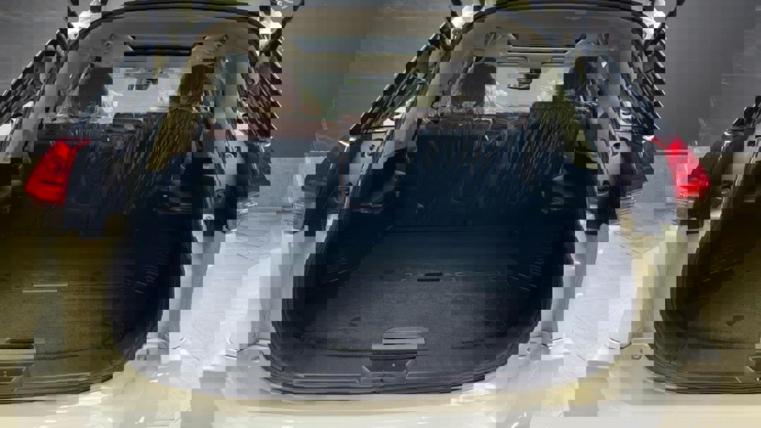 https://api.keyfinder.net/Uploads/LowResolutionPhotos/25504a87-f805-492b-8216-80a8d6872bbd_638829063733045638.jpg