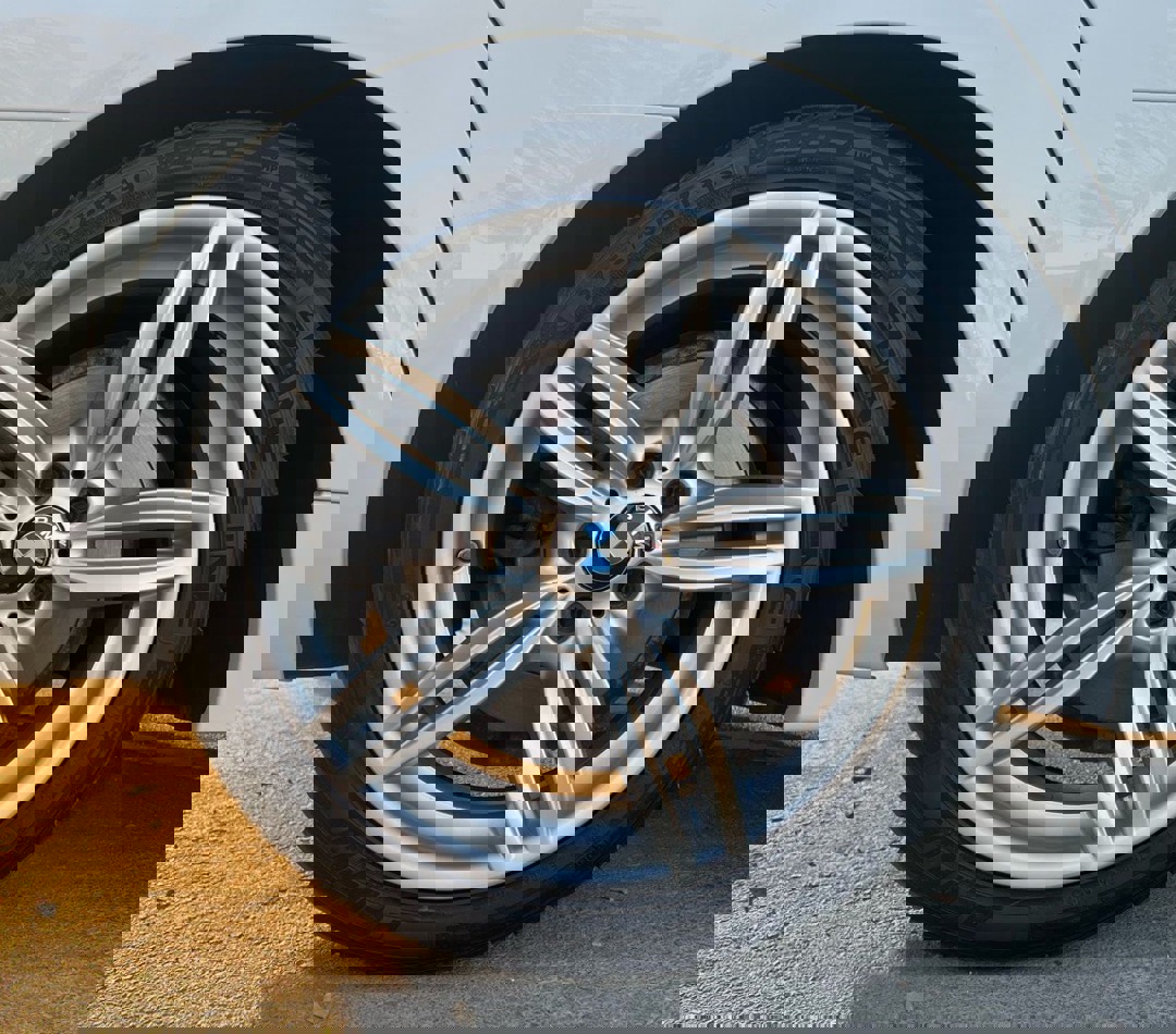 https://api.keyfinder.net/Uploads/LowResolutionPhotos/2f8f0a1c-c9cf-4f90-9db3-33d34a5bb53d_638819888750305855.jpg