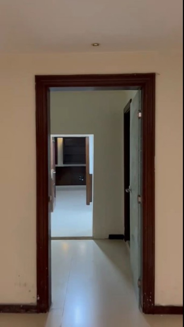 https://api.keyfinder.net/Uploads/LowResolutionPhotos/63ade5e6-c8ea-45c3-a983-902e96df0e32_638937183403998098.jpg