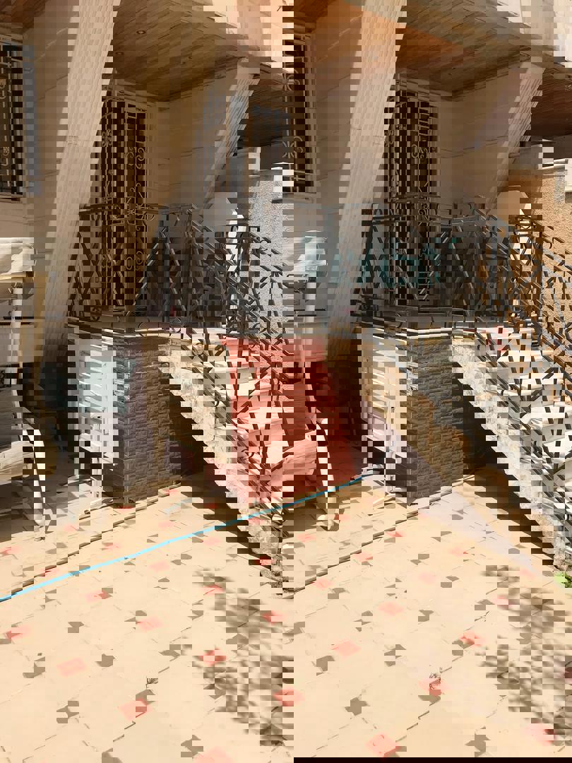 https://api.keyfinder.net/Uploads/LowResolutionPhotos/73d68824-b069-408d-9d39-2698748bf348_638889736072596674.jpg