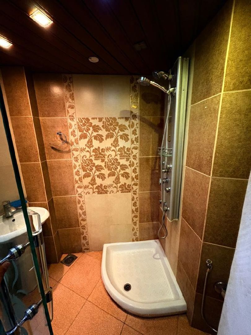 https://api.keyfinder.net/Uploads/LowResolutionPhotos/8601a40e-2df5-4cc1-8c4d-c936b18f8803_638844749292249812.jpg
