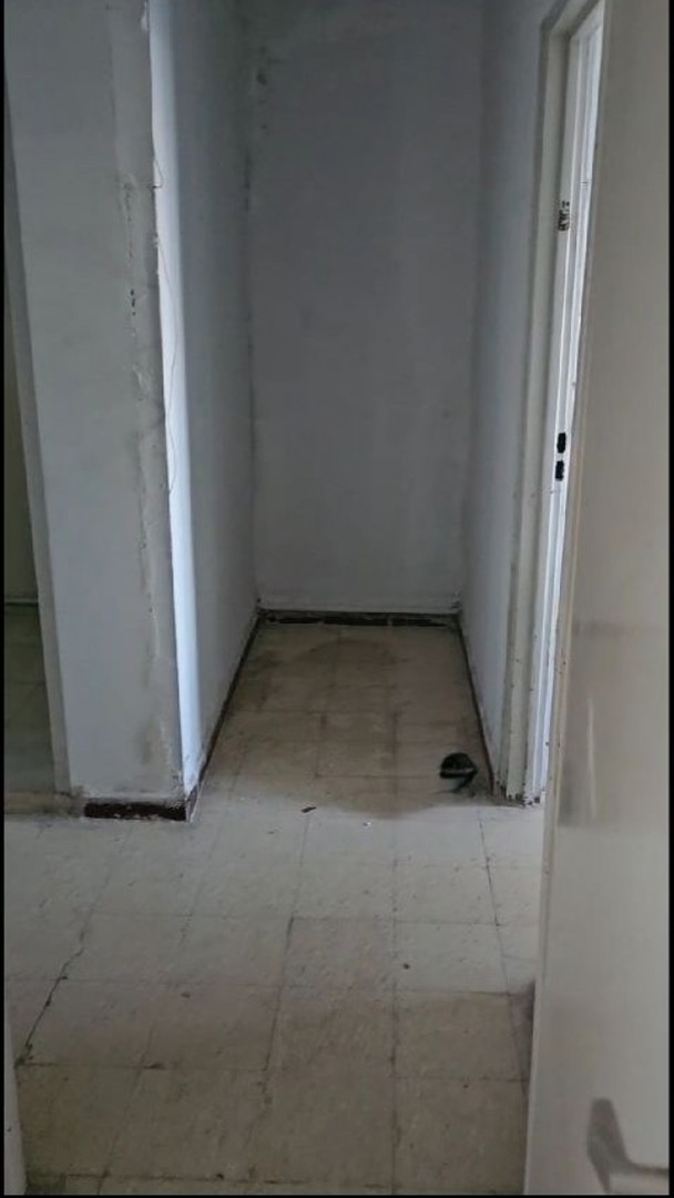 https://api.keyfinder.net/Uploads/LowResolutionPhotos/96f2cf6c-6521-48c5-837d-441f337f454b_638873980659373359.jpg