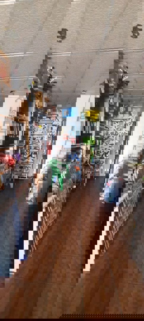 https://api.keyfinder.net/Uploads/LowResolutionPhotos/98bc8591-7b5b-4353-a609-e46698fbca40_638870626903963513.jpg