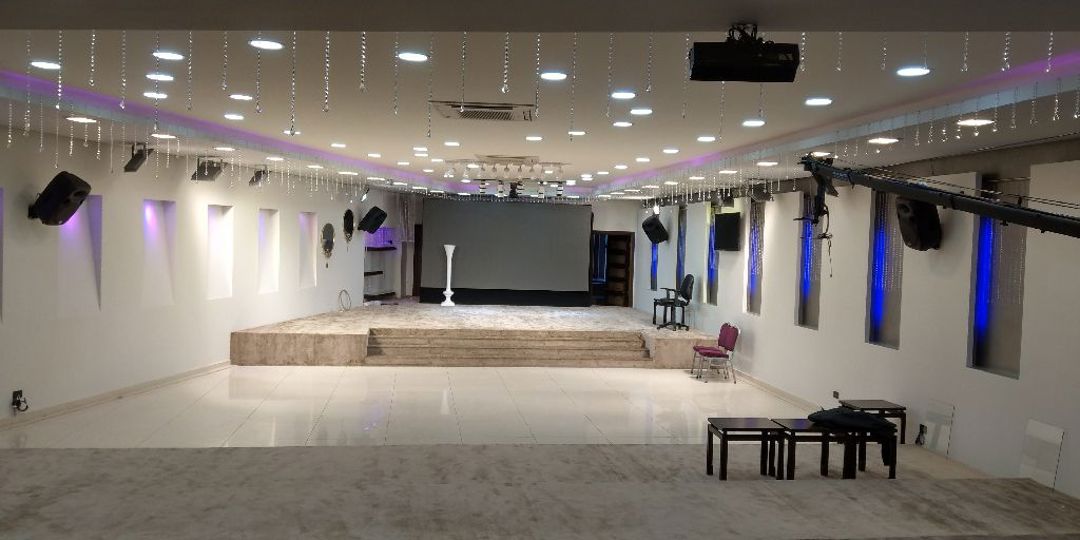 تصميم و تنفيذ انارة صالات افراح (صالة الثريا)