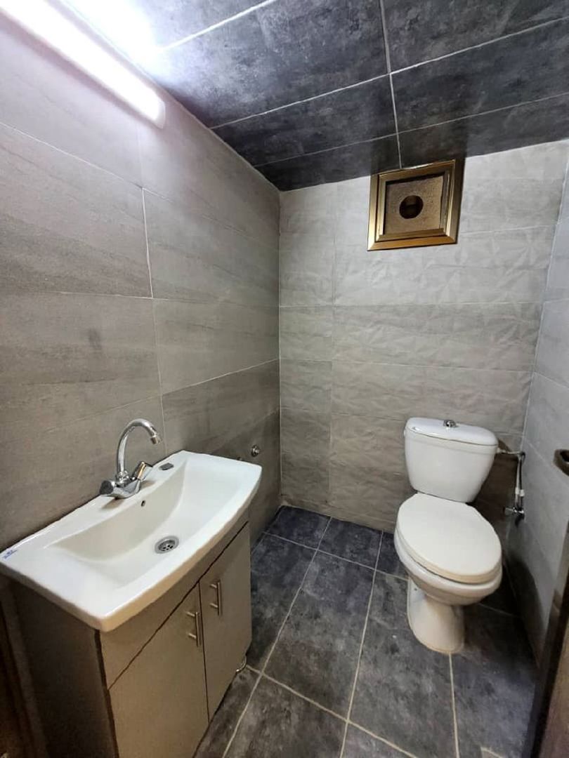 https://api.keyfinder.net/Uploads/LowResolutionPhotos/bbb066b8-d455-461d-ba0e-79bf7038fed2_638943125392332725.jpg