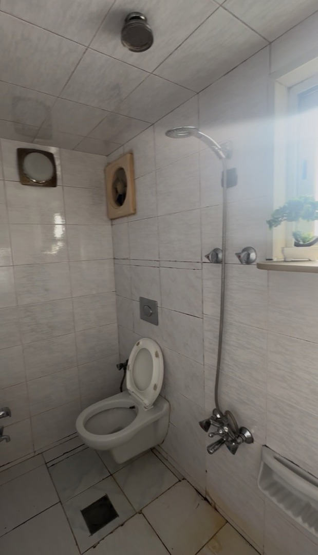 https://api.keyfinder.net/Uploads/LowResolutionPhotos/e18bbb4c-0f22-4782-934b-306a6a43c548_638966511488443295.jpg