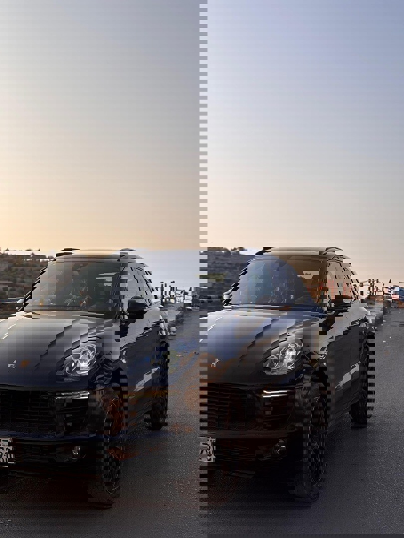 https://api.keyfinder.net/Uploads/LowResolutionPhotos/eda5650d-d3cc-41dd-af13-da4b40c2260e_638849841566950191.jpg