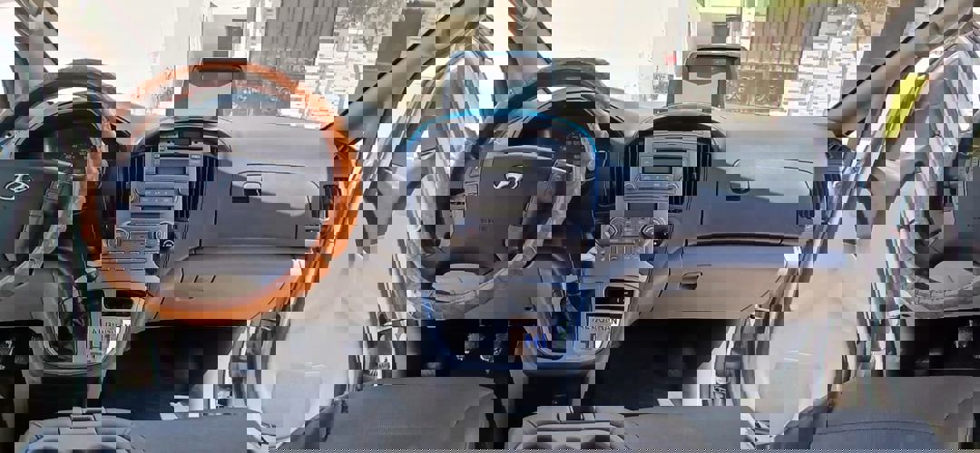 https://api.keyfinder.net/Uploads/LowResolutionPhotos/f0aa20c5-33de-4708-8448-4236faaddd3f_638919834653152898.jpg