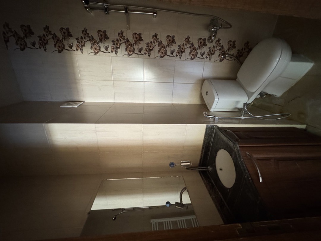 https://api.keyfinder.net/Uploads/LowResolutionPhotos/f2679461-efad-41bb-87e4-8757e497c176_638916505896515778.jpg