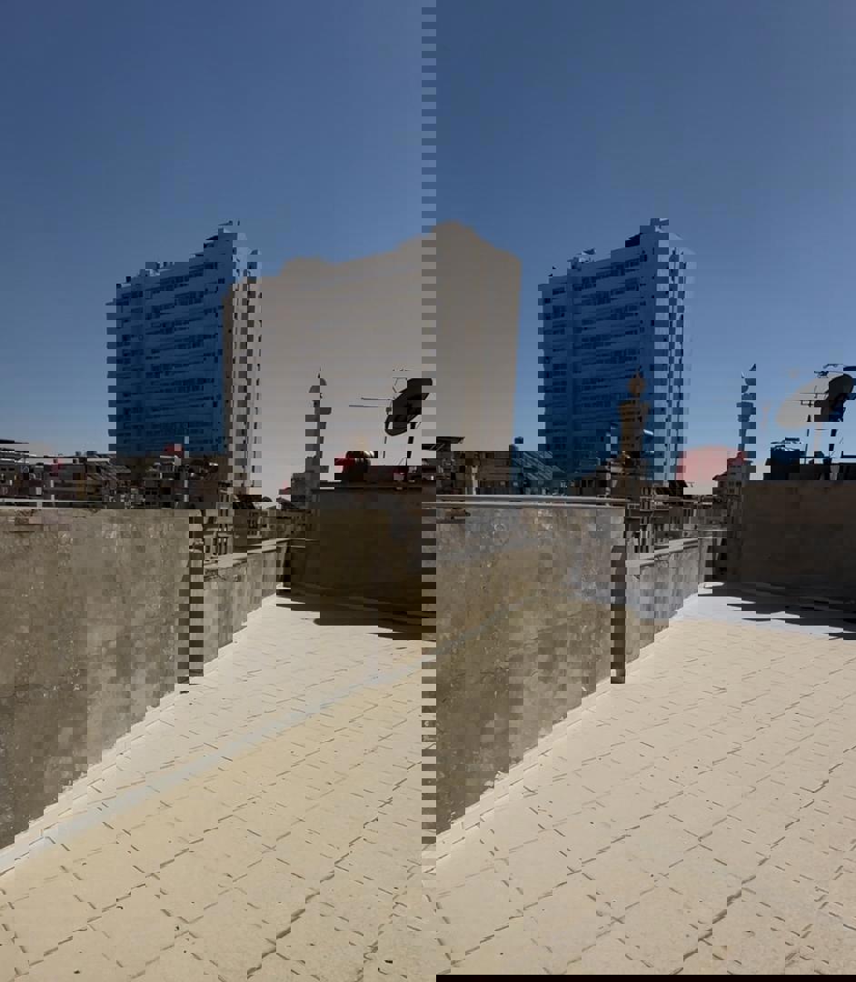https://api.keyfinder.net/Uploads/LowResolutionPhotos/fdc6a91e-1a52-46b9-83c7-e712c28ca470_638934704154064243.jpg